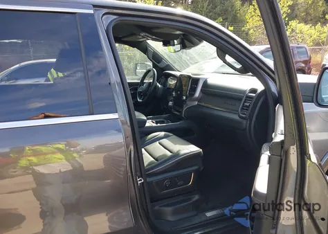 2021 Ram 1500 Limited 4X4 5'7 Box from USA, damaged, VIN 1C6SRFHT9MN655337